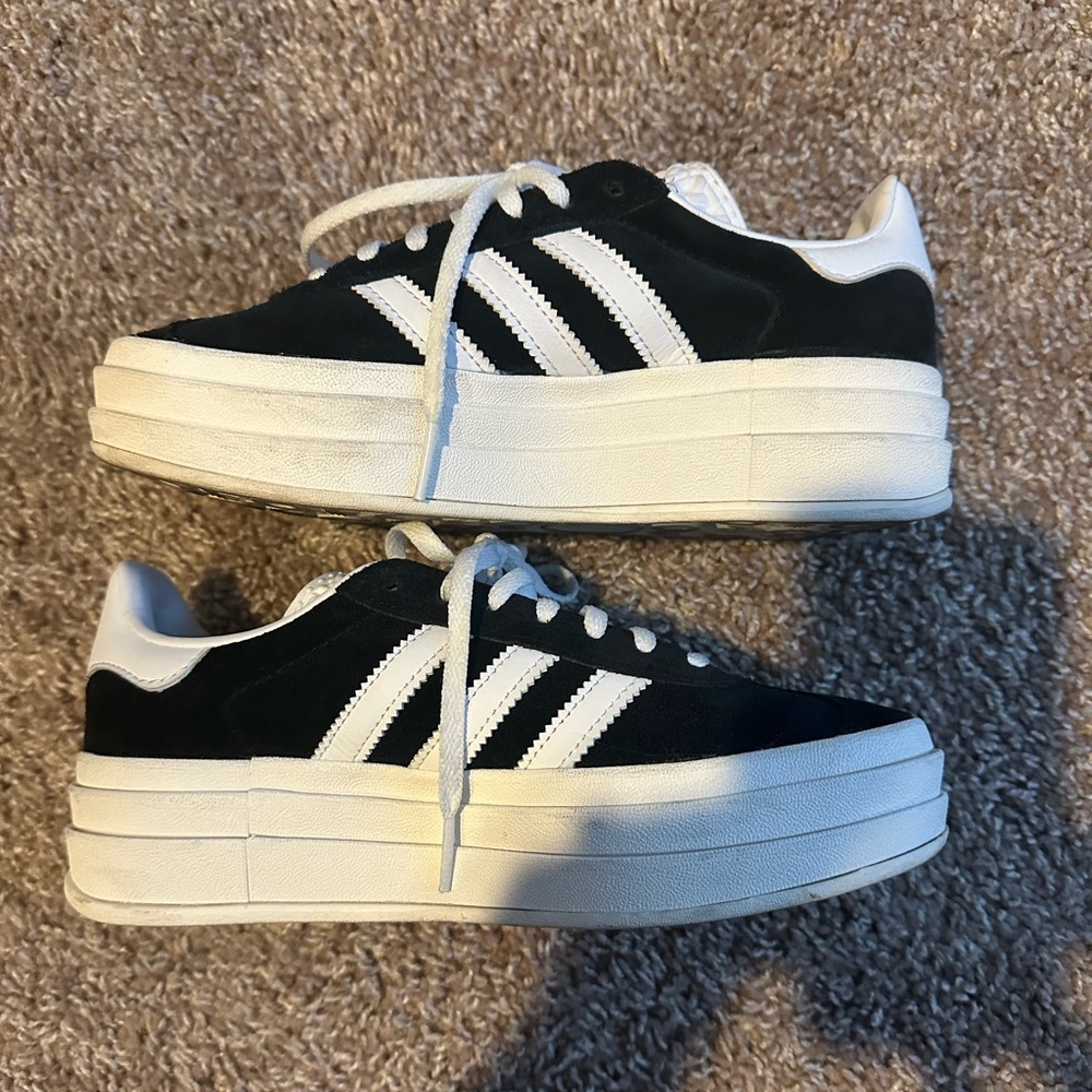 Adidas platform gazelle